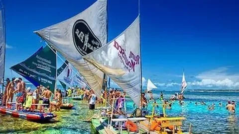 “龙腾铜梁，传奇再现！40岁重庆老将黄希扬荣登‘感动重庆十大人物’荣耀榜单”